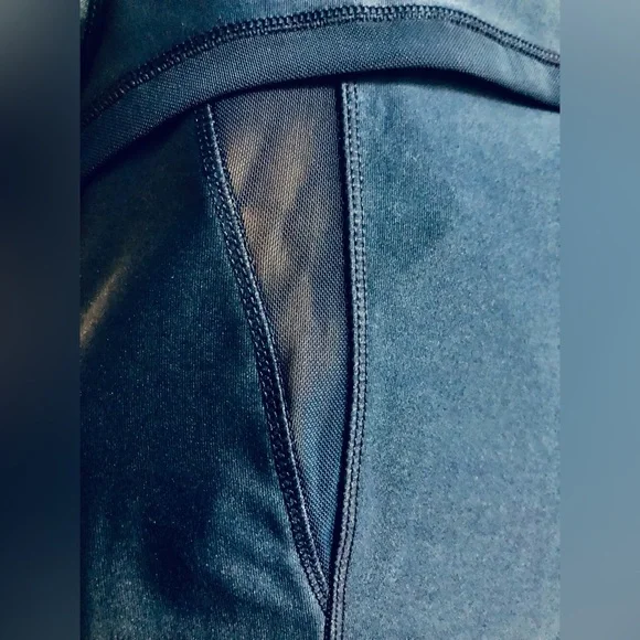 NWOT Athletic-wear “Active Queens” Navy Running Jacket - Picture 11 of 14